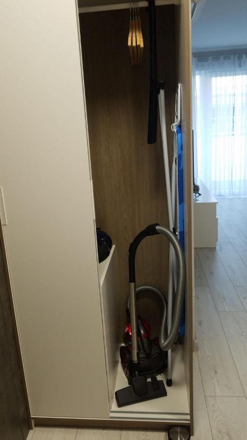 Private Apartment, Aircondition, Hd Tv Pl & De, Wifi, Garage, Fully Equipped, Near Beach Kolobřeh Exteriér fotografie