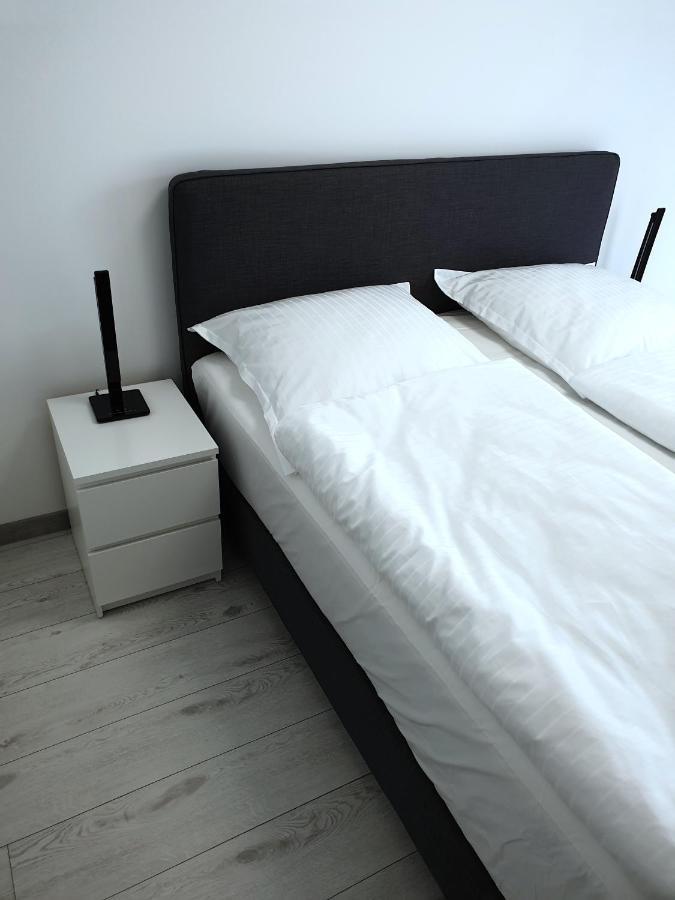 Private Apartment, Aircondition, Hd Tv Pl & De, Wifi, Garage, Fully Equipped, Near Beach Kolobřeh Exteriér fotografie