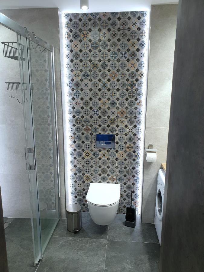Private Apartment, Aircondition, Hd Tv Pl & De, Wifi, Garage, Fully Equipped, Near Beach Kolobřeh Exteriér fotografie